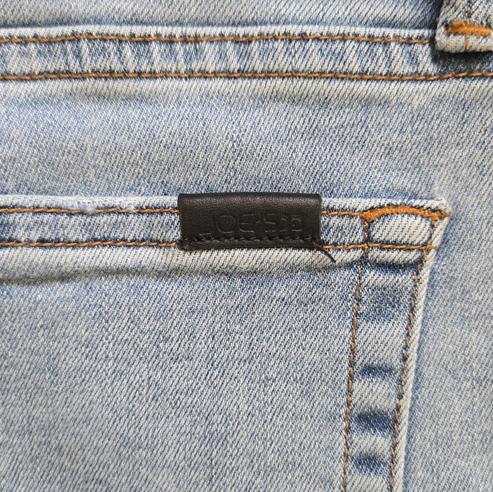 Joe's Jeans The Dean Slim Tapered - Picture 4 of 5